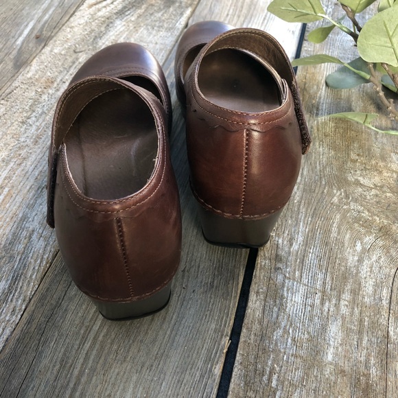 Mary Jane Danako Brown Leather Flower 40 - Picture 4 of 5